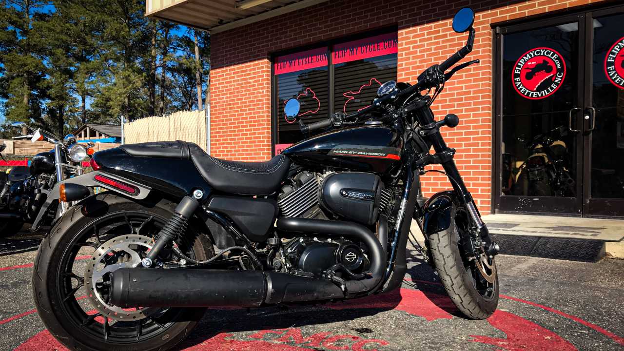 Advantages of Buying Used Bikes in Lumberton